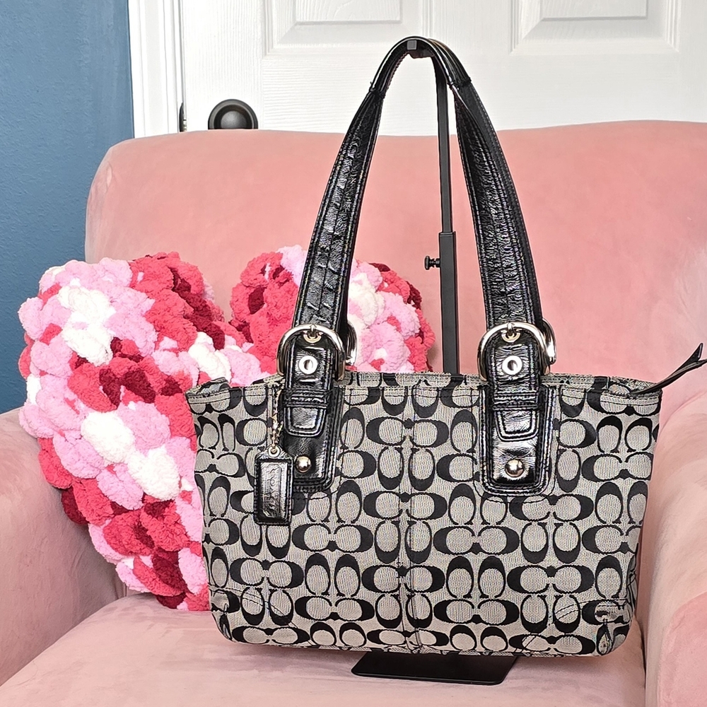 Coach Black And Gray Signature Print Jacquard Satchel - Picture 1 of 7